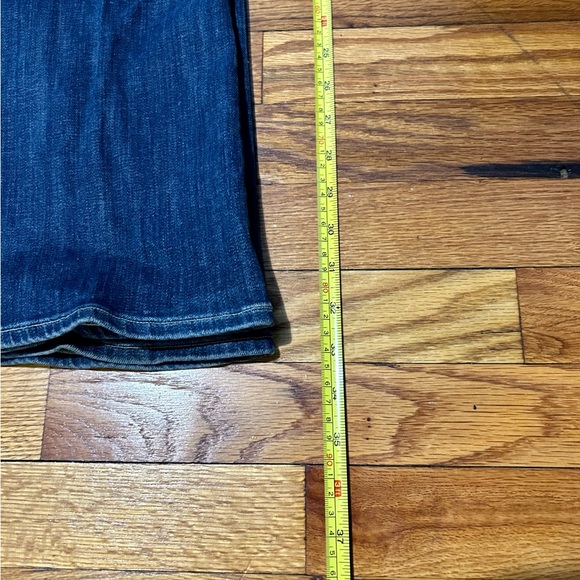 Made and crafted Levi’s jeans - Picture 2 of 11